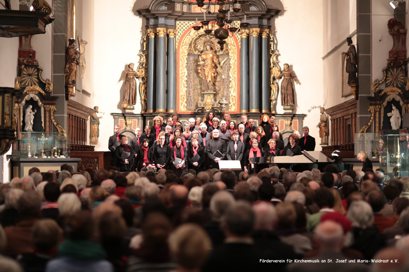 22. Dezember 2013:  Paterskirche Kempen, Adventskonzert, Crescendo Chor Krefeld